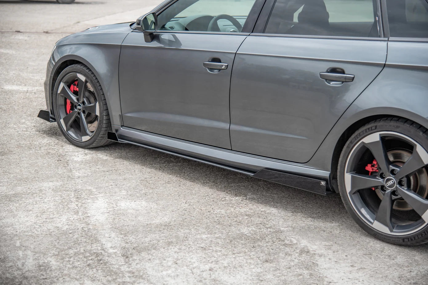 Maxton Design Racing Durability Side Skirts Diffusers + Flaps Audi RS3 8V Sportback