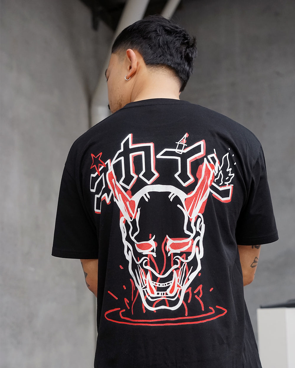 "Hand-ya" T Shirt // Black