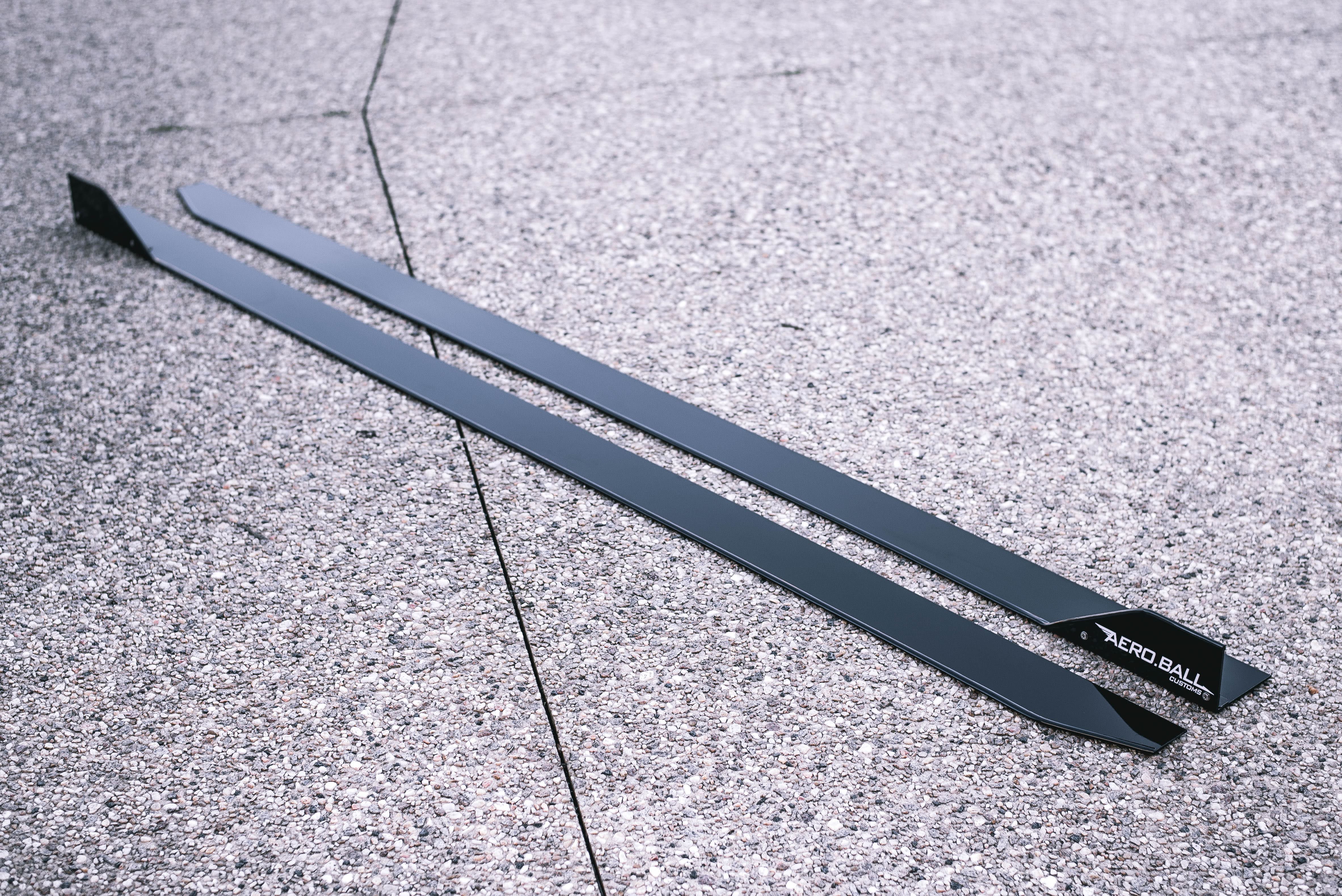 Volkswagen Golf R32 MK5 Side Skirt Extensions