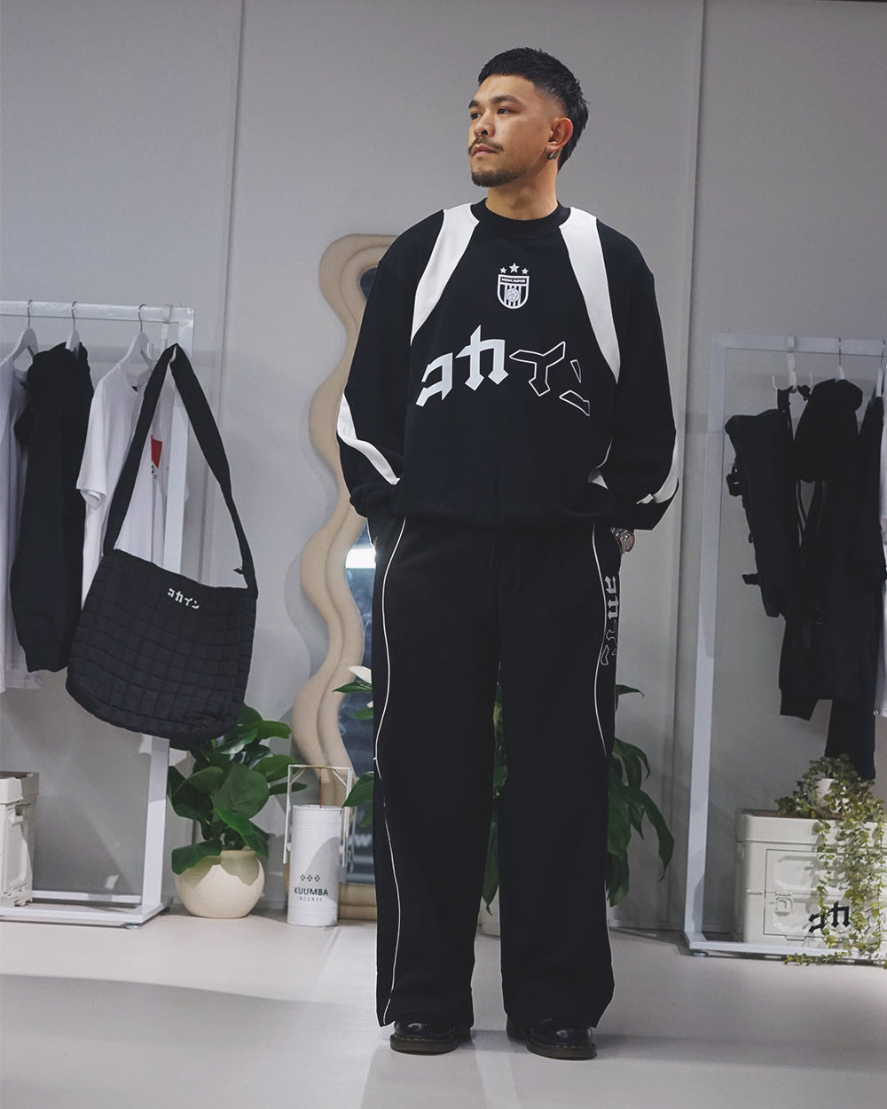 Team Jersey Sweater // BLACK